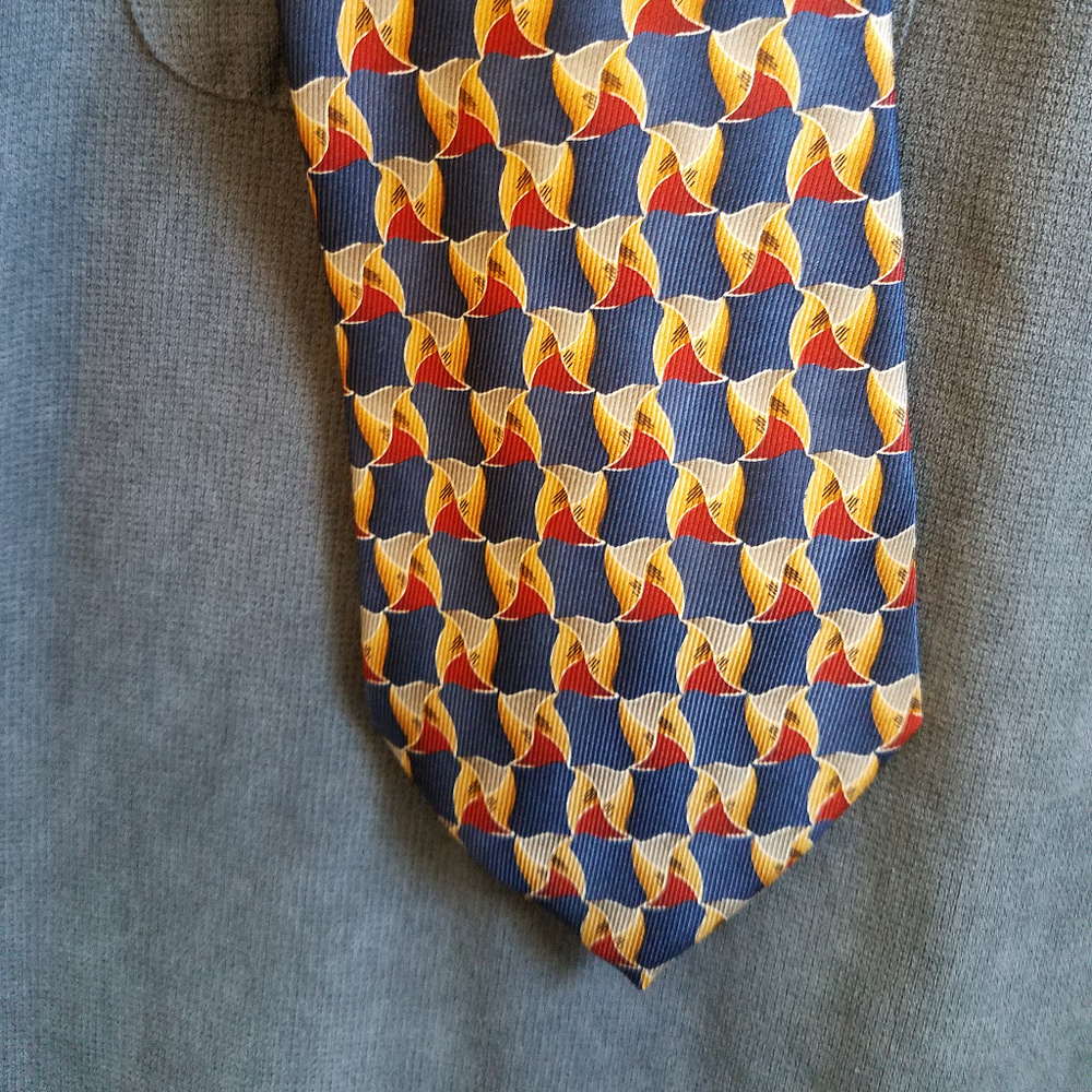 Multi color tie